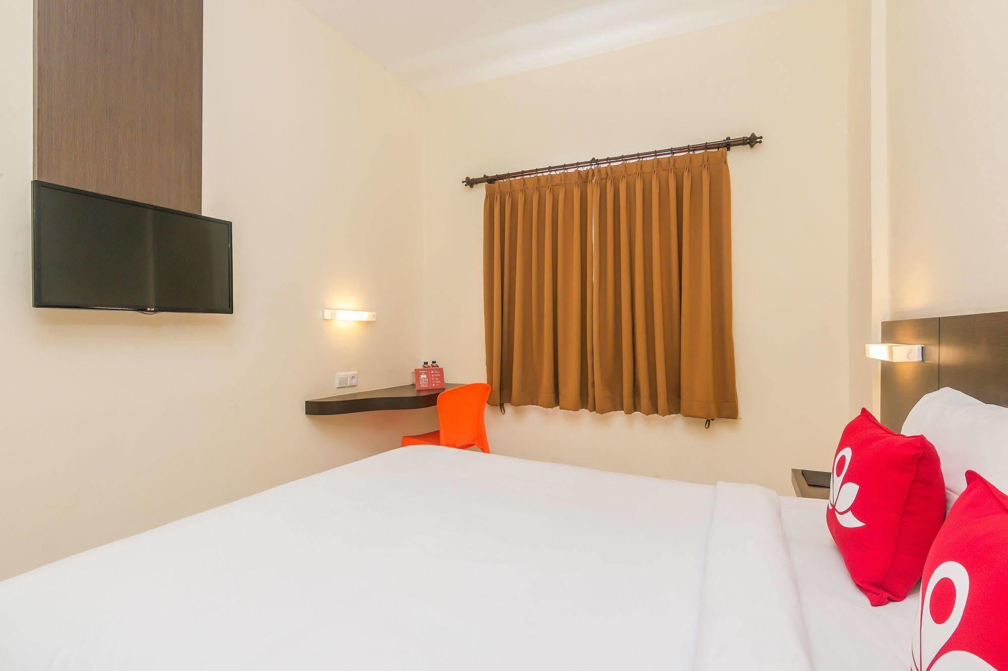 Zen Rooms Legian Sri Laksmi Seminyak Buitenkant foto